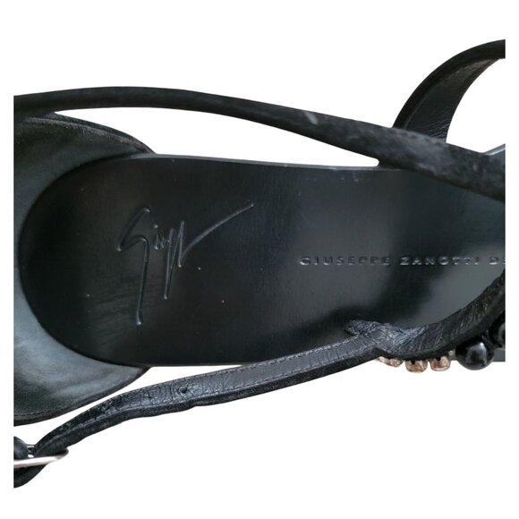 Giuseppe Zanotti Black Leather Strappy Crystal Beaded Flat Sandals Women's Sz 41 - Picture 8 of 9
